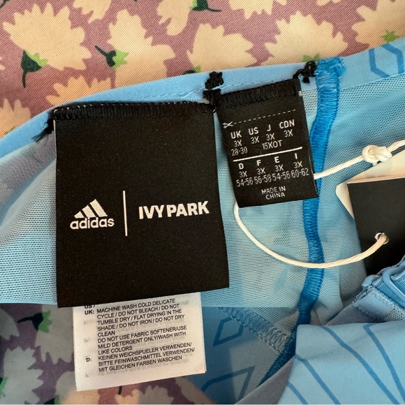 NWT 3X adidas x Ivy Park Medium-Support Monogram Cutout Bra - Picture 3 of 4